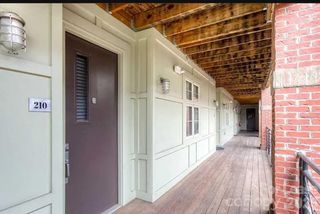 1101 W 1st Street 210, Charlotte, NC 28202