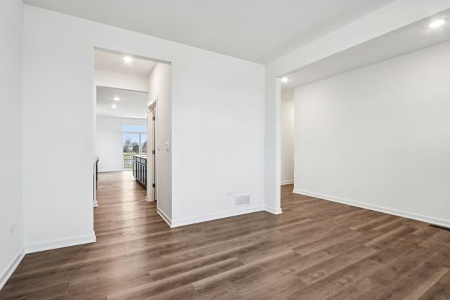1823 Baler Avenue, Aurora, IL 60503