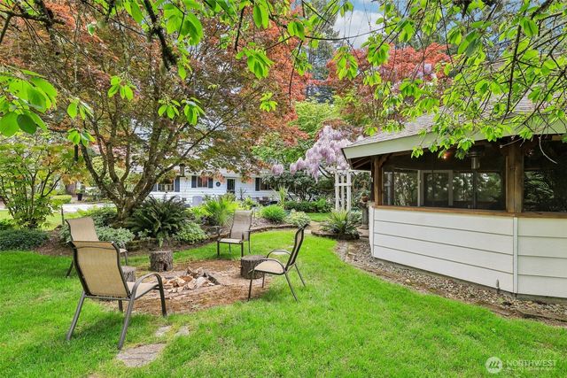 15408 Waller Road E, Tacoma, WA 98446