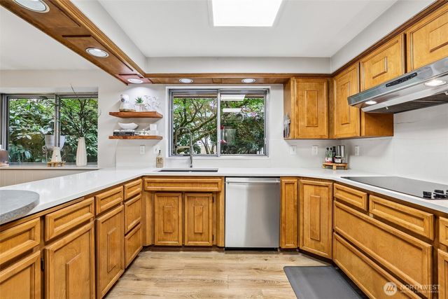 15408 Waller Road E, Tacoma, WA 98446