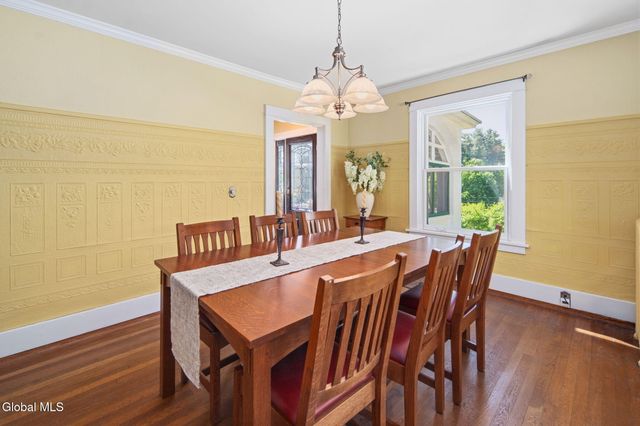65 Glenridge Road, Glenville, NY 12302