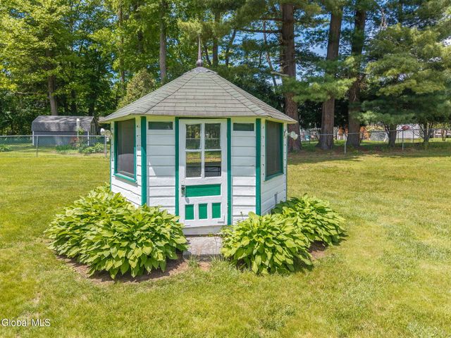65 Glenridge Road, Glenville, NY 12302