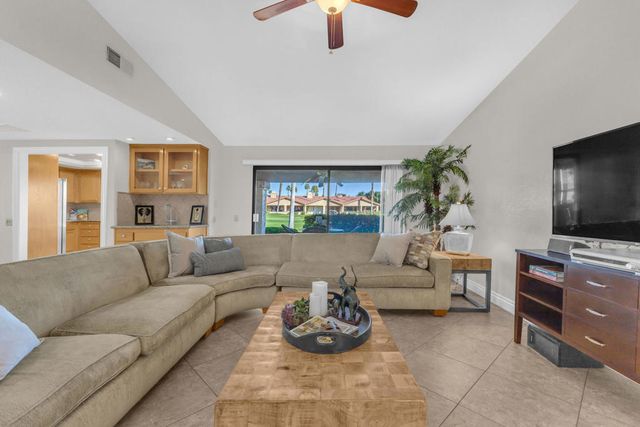 168 Camino Arroyo S, Palm Desert, CA 92260