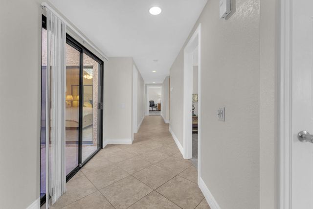 168 Camino Arroyo S, Palm Desert, CA 92260