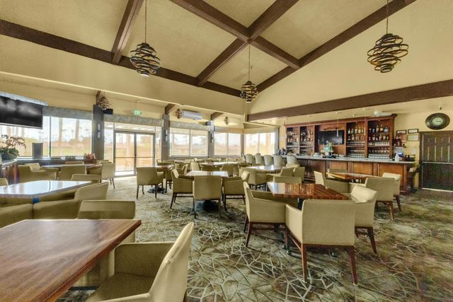 168 Camino Arroyo S, Palm Desert, CA 92260