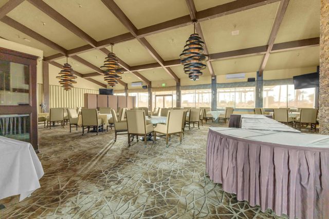 168 Camino Arroyo S, Palm Desert, CA 92260