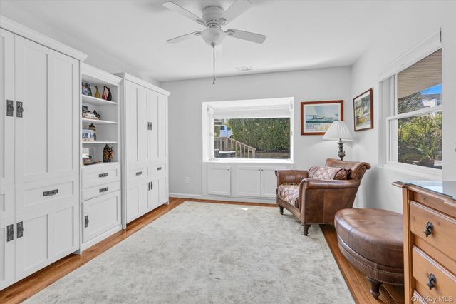 707 Bluffs Drive N, Baiting Hollow, NY 11933