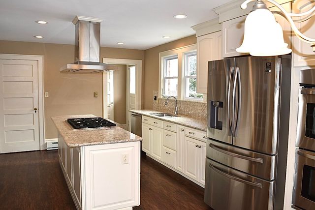 235 11th Avenue, Huntington, WV 25701