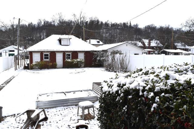 235 11th Avenue, Huntington, WV 25701