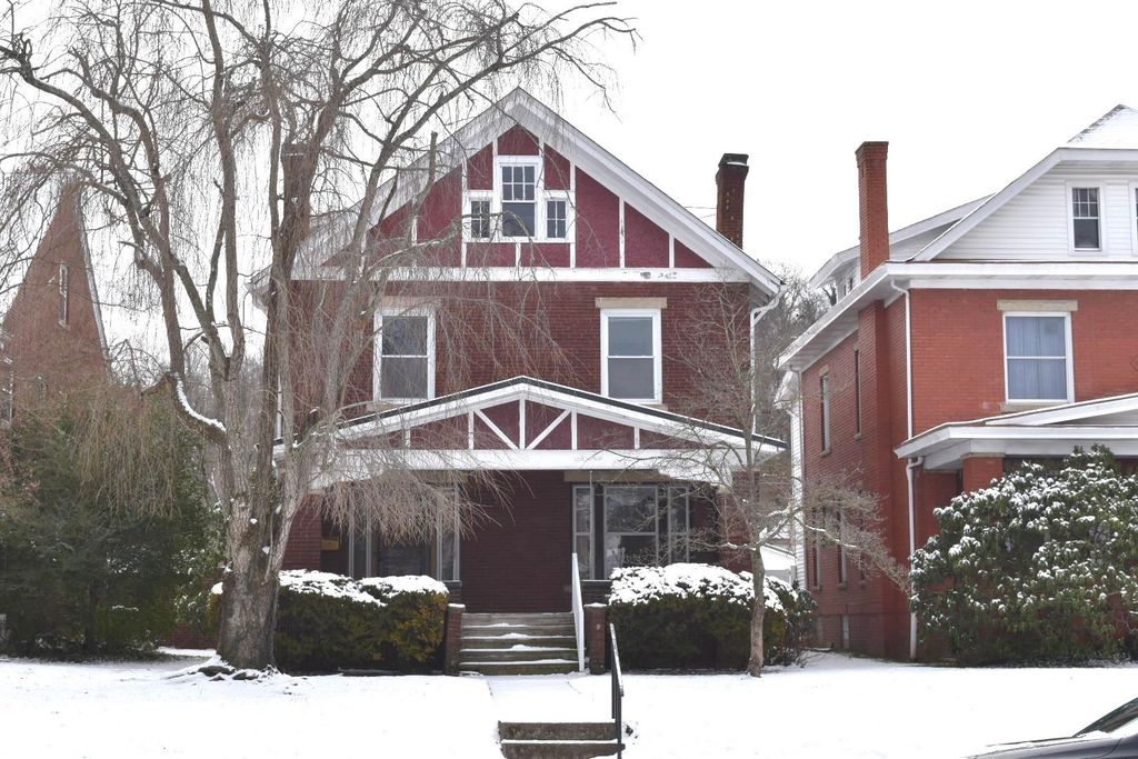 235 11th Avenue, Huntington, WV 25701