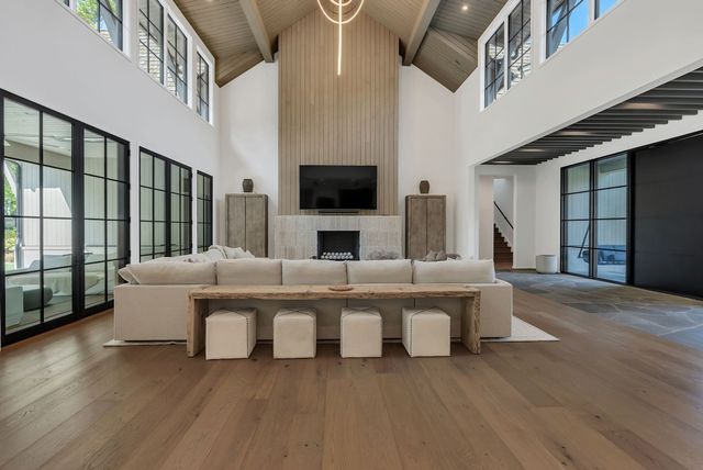 7116 Lanceleaf Dr, College Grove, TN 37046