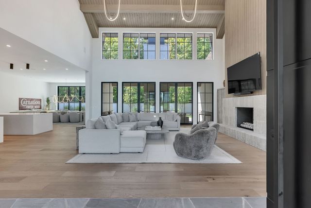 7116 Lanceleaf Dr, College Grove, TN 37046