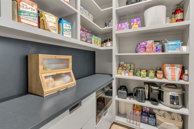 7116 Lanceleaf Dr, College Grove, TN 37046