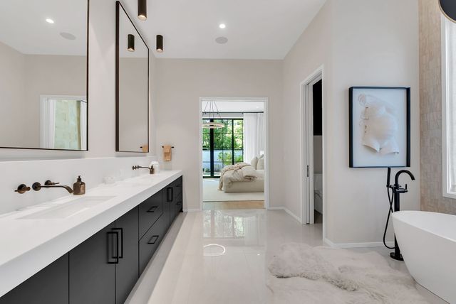 7116 Lanceleaf Dr, College Grove, TN 37046