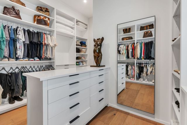 7116 Lanceleaf Dr, College Grove, TN 37046