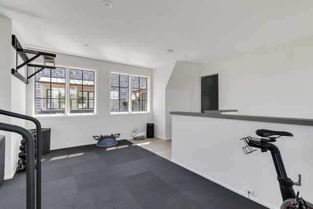 7116 Lanceleaf Dr, College Grove, TN 37046