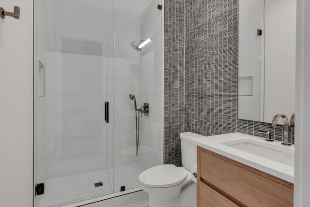 7116 Lanceleaf Dr, College Grove, TN 37046