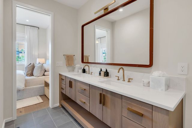 7116 Lanceleaf Dr, College Grove, TN 37046