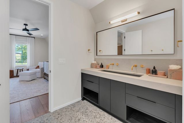 7116 Lanceleaf Dr, College Grove, TN 37046