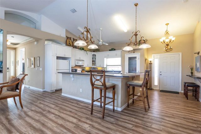 497 GRANDVIEW AVENUE, Ormond Beach, FL 32176