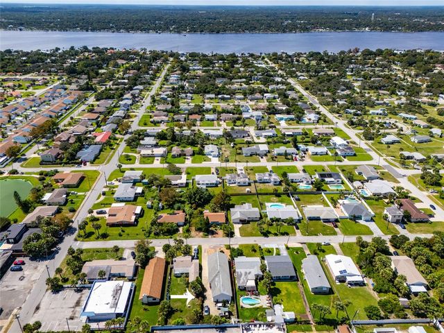 497 GRANDVIEW AVENUE, Ormond Beach, FL 32176