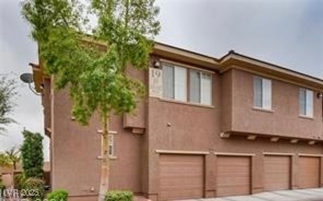 10221 Delray Beach Avenue 102, Las Vegas, NV 89129