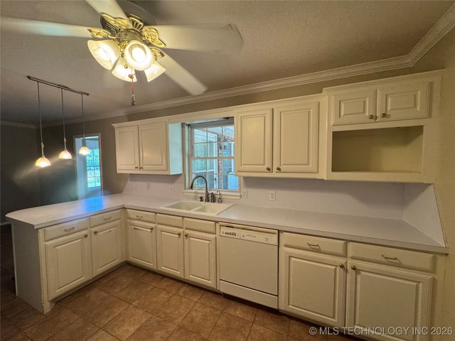 6044 State Hwy 76, Wilson, OK 73463