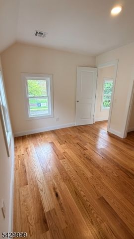502 W Broad St, Westfield Town, NJ 07090