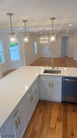 502 W Broad St, Westfield Town, NJ 07090