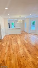 502 W Broad St, Westfield Town, NJ 07090