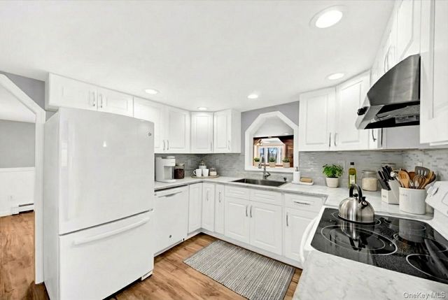 3843 Perry Street, Jefferson Valley, NY 10535