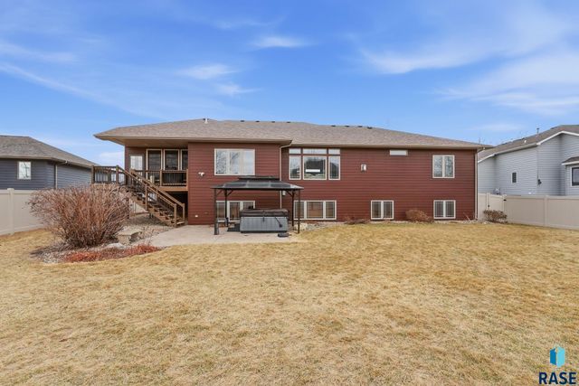 1400 S Hyde Park Ave Avenue, Sioux Falls, SD 57106