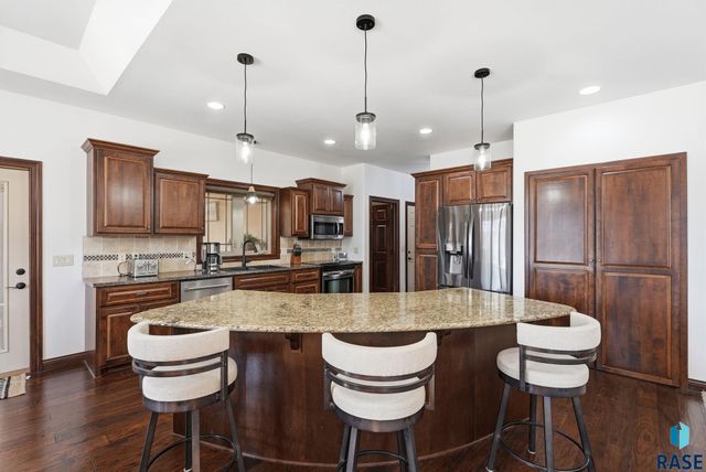 1400 S Hyde Park Ave Avenue, Sioux Falls, SD 57106