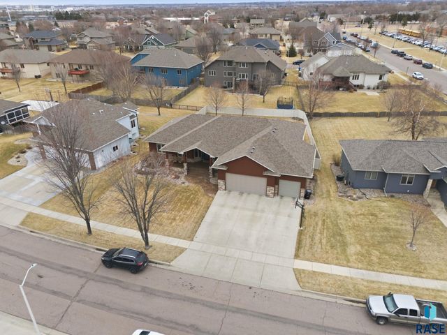 1400 S Hyde Park Ave Avenue, Sioux Falls, SD 57106