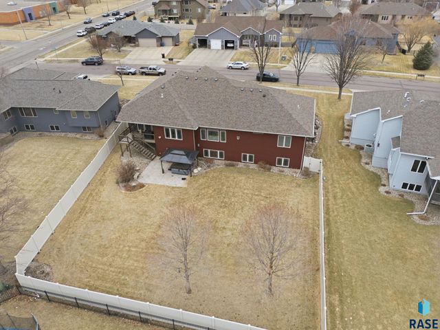 1400 S Hyde Park Ave Avenue, Sioux Falls, SD 57106