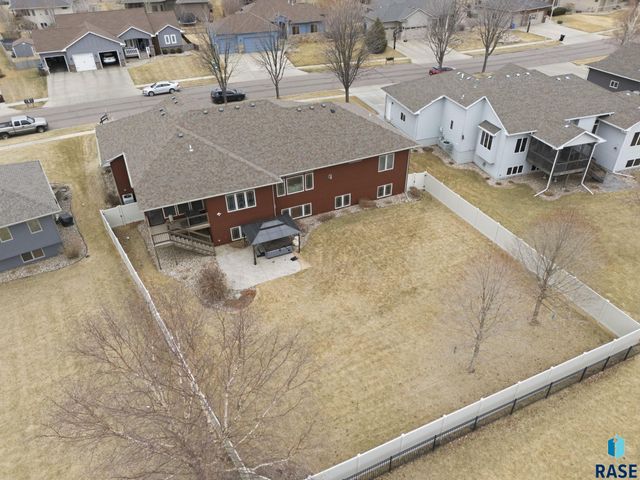 1400 S Hyde Park Ave Avenue, Sioux Falls, SD 57106