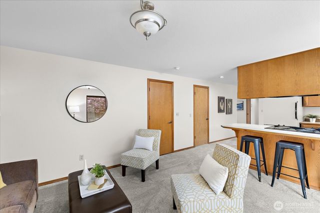 3910 Maple Road, Lynnwood, WA 98037