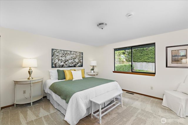 3910 Maple Road, Lynnwood, WA 98037