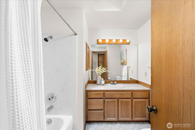 3910 Maple Road, Lynnwood, WA 98037