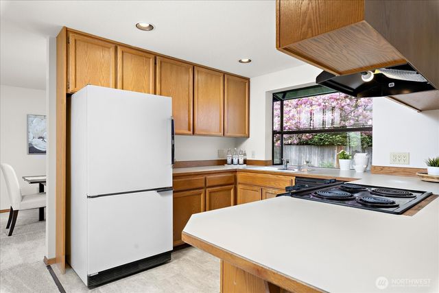 3910 Maple Road, Lynnwood, WA 98037
