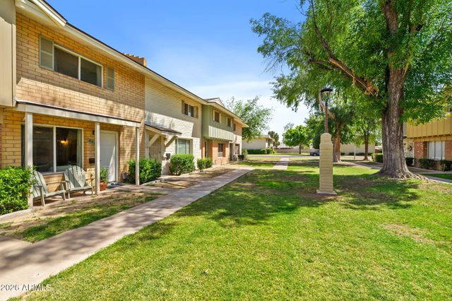 8420 E MONTEBELLO Avenue, Scottsdale, AZ 85250