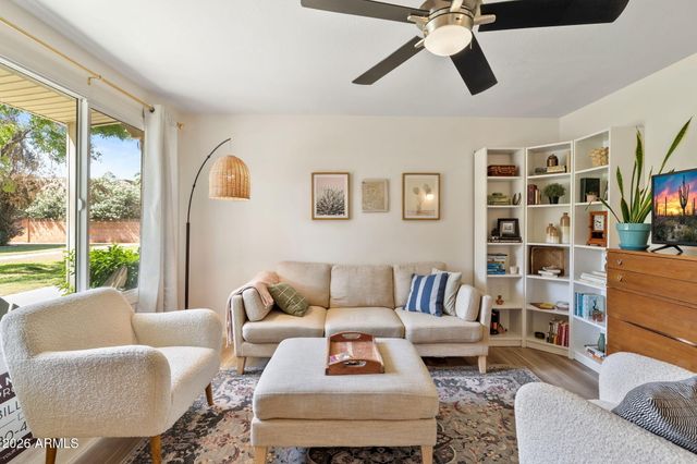 8420 E MONTEBELLO Avenue, Scottsdale, AZ 85250