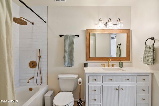 8420 E MONTEBELLO Avenue, Scottsdale, AZ 85250