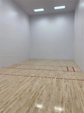 851 NE 1st Ave 2700, Miami, FL 33132