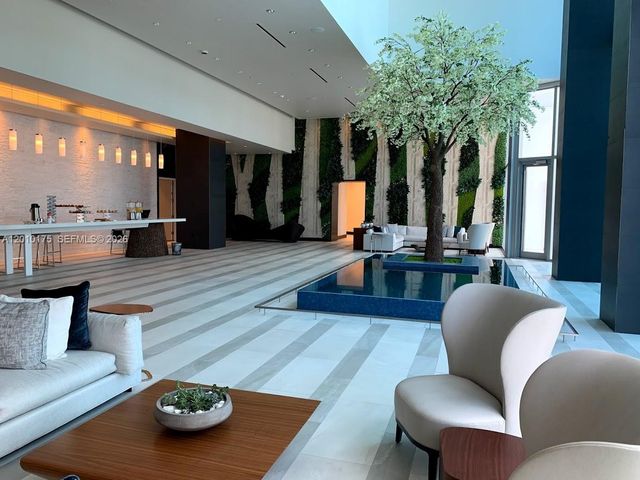 851 NE 1st Ave 2700, Miami, FL 33132