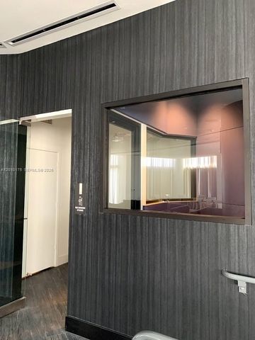 851 NE 1st Ave 2700, Miami, FL 33132