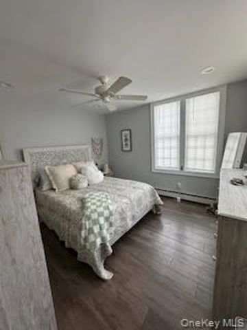 74 Prospect Street 1N, Huntington, NY 11743