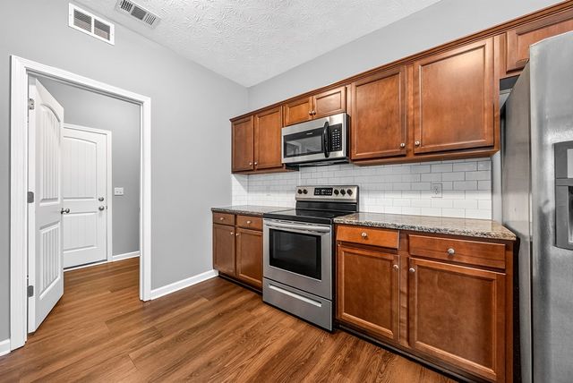 53 Willow Trace Drive, Phenix City, AL 36869
