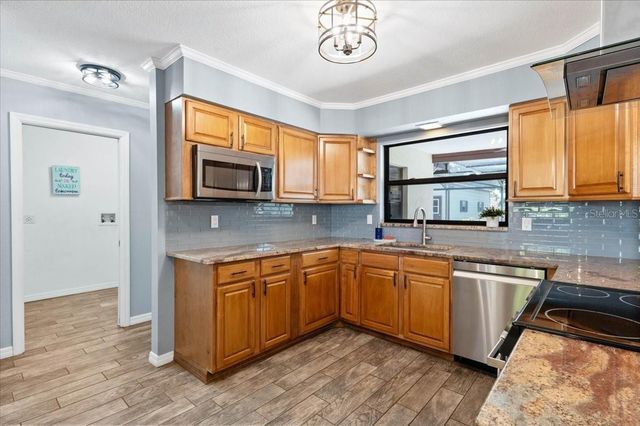 3911 24TH AVENUE W, Bradenton, FL 34205