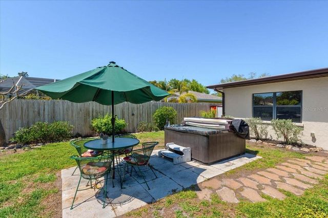 3911 24TH AVENUE W, Bradenton, FL 34205